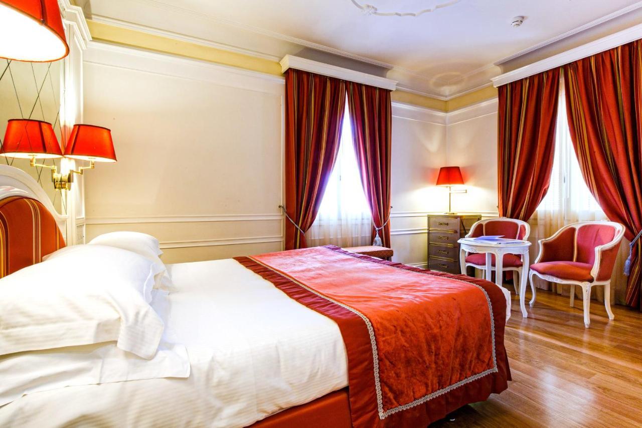 Grand Hotel Des Bains Riccione Bagian luar foto