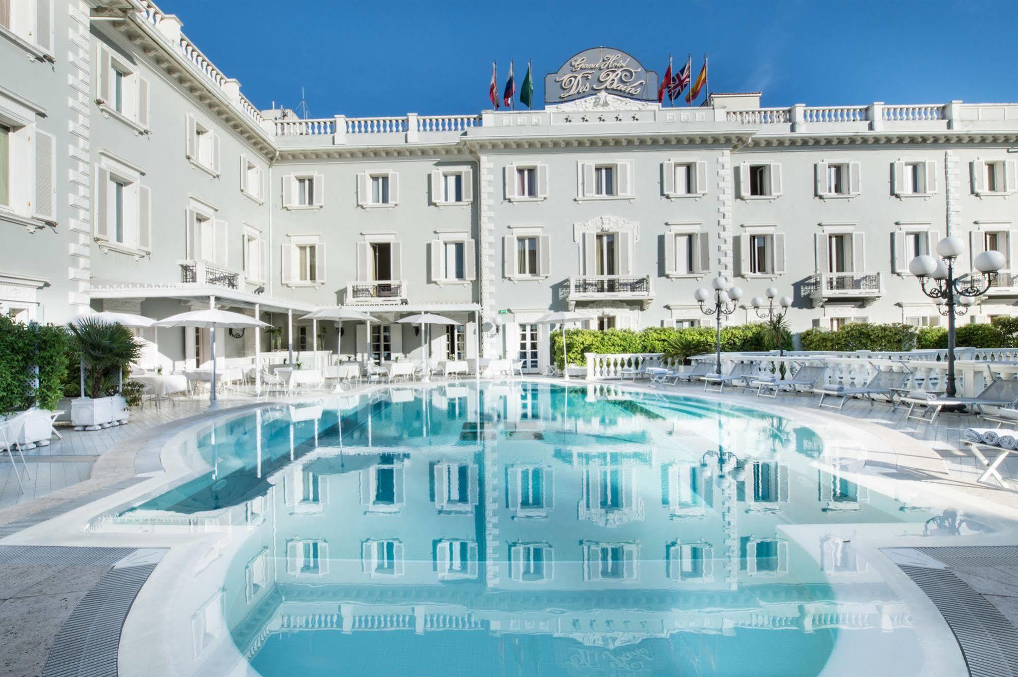Grand Hotel Des Bains Riccione Bagian luar foto
